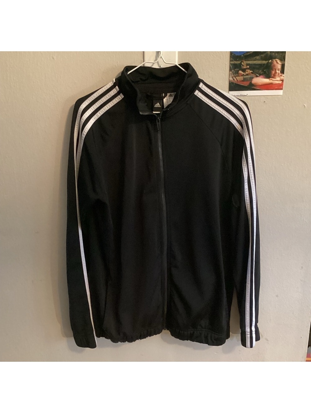 Men’s XL Adidas Black and White Jacket with Signature Stripes Tote11